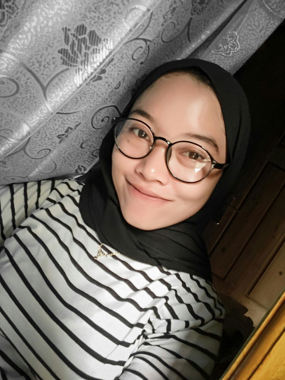 Anis sugih prihatin profile icon