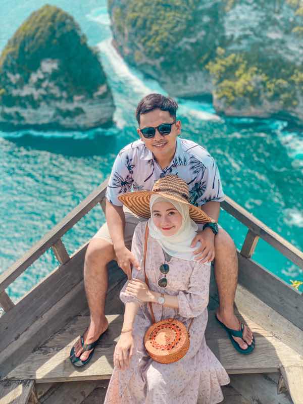 Ria Novera profile icon