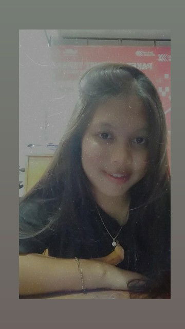 Yuli Sukmawati profile icon