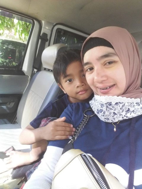 Sry Ernawati profile icon