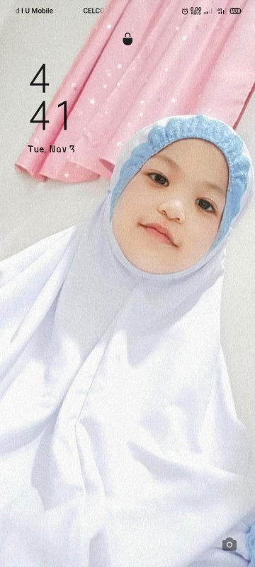 Farah azam profile icon