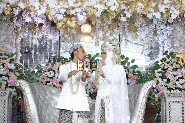 Imas Robiatul Adawiah profile icon