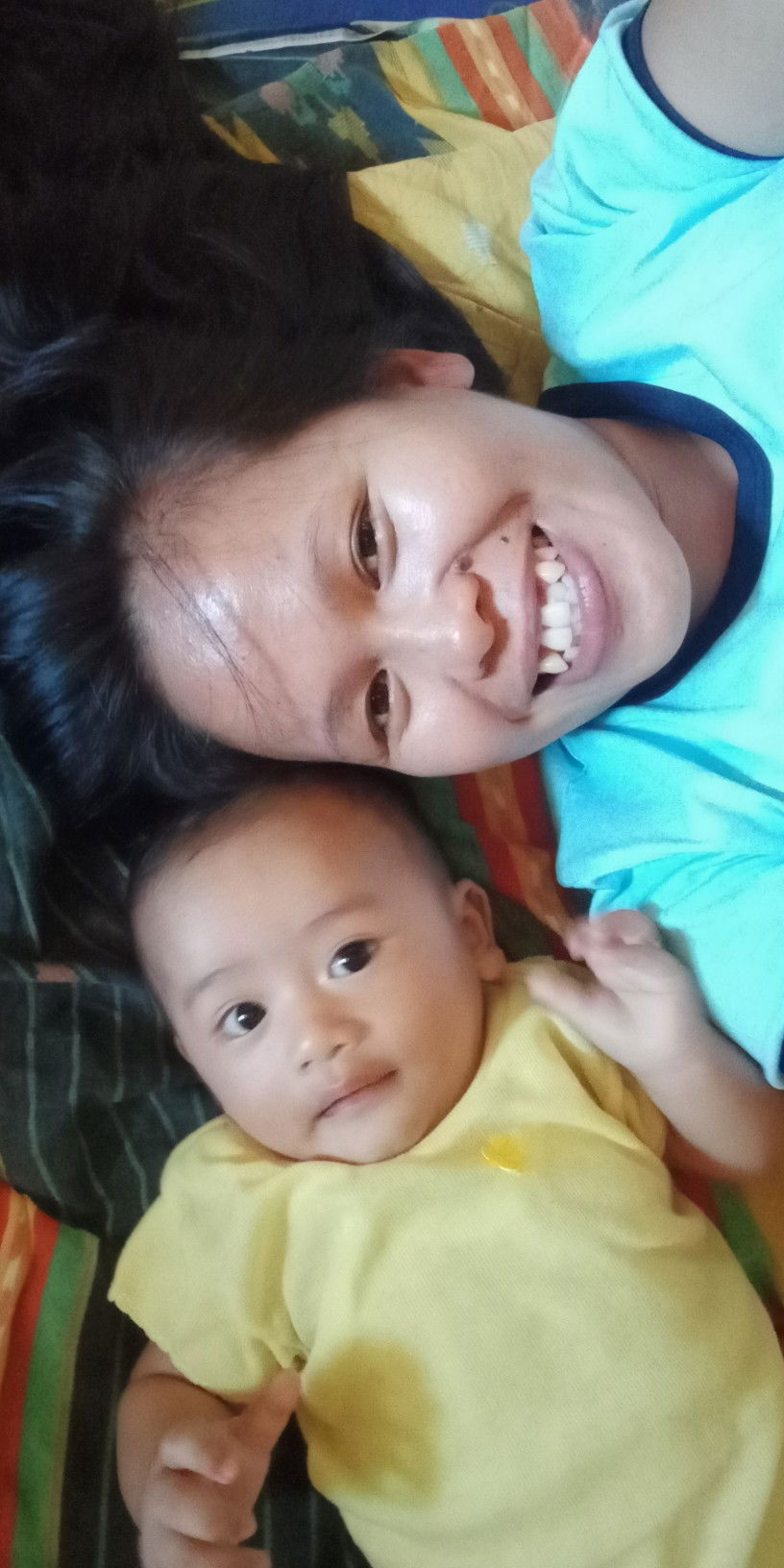 risnawati profile icon