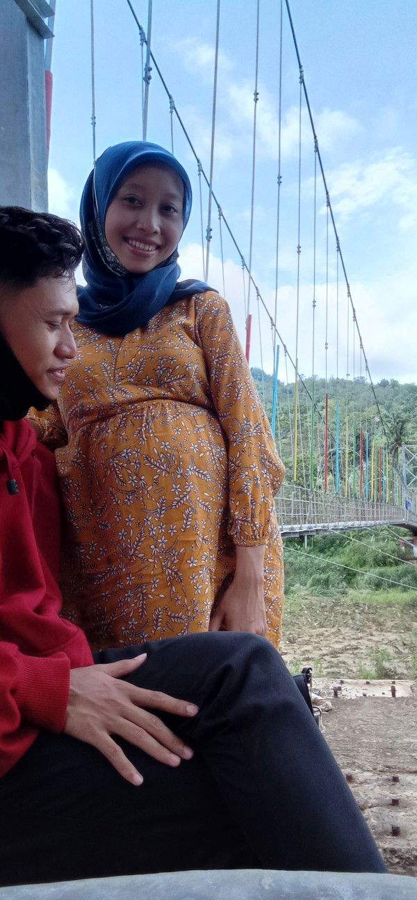 Ade Tya Nur Atzmi profile icon