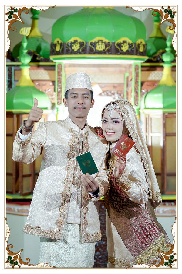 Leni Oktavia profile icon