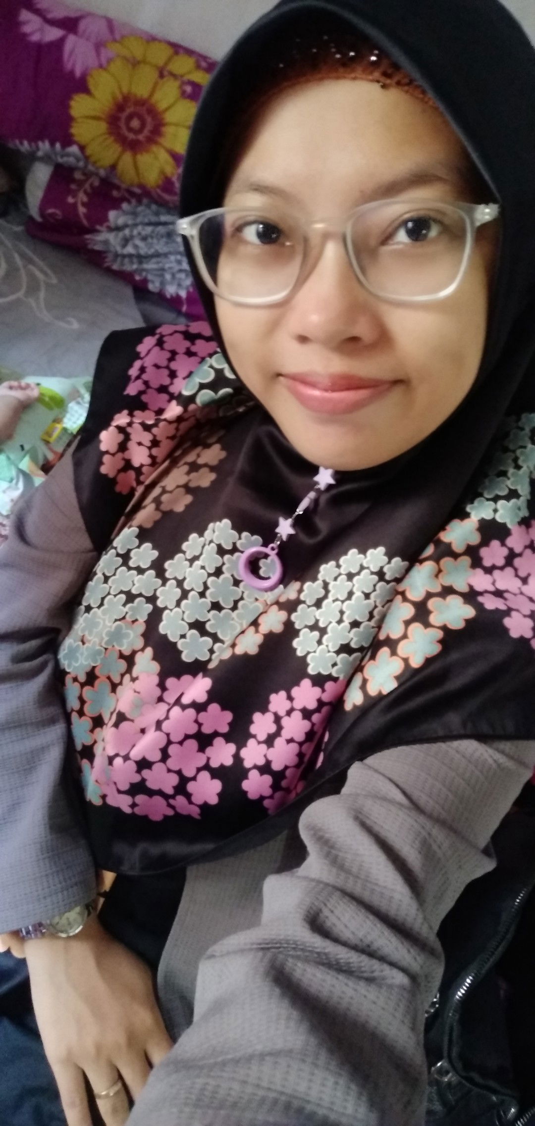 maulidia anikhatin profile icon