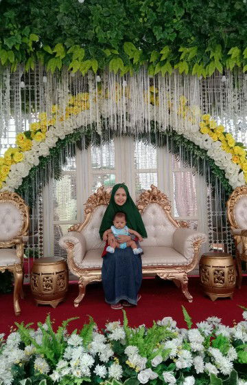 elpi ummi mujawiroh profile icon