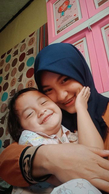 Titin Rohmah Risnawati profile icon