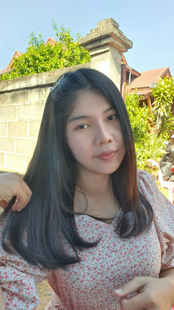 Min Phummarinrat profile icon