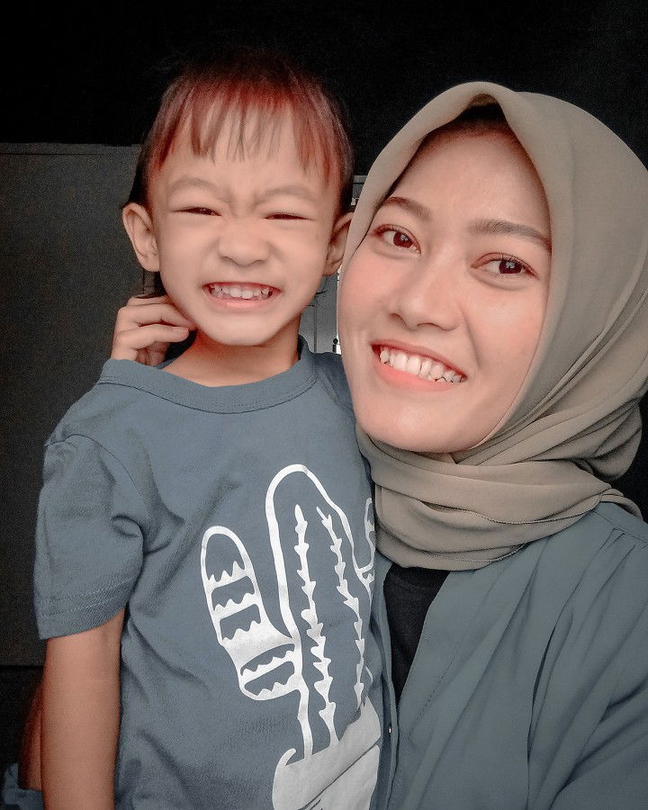 Nur Fatimah profile icon