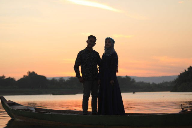 Devi Indah Yulfia profile icon