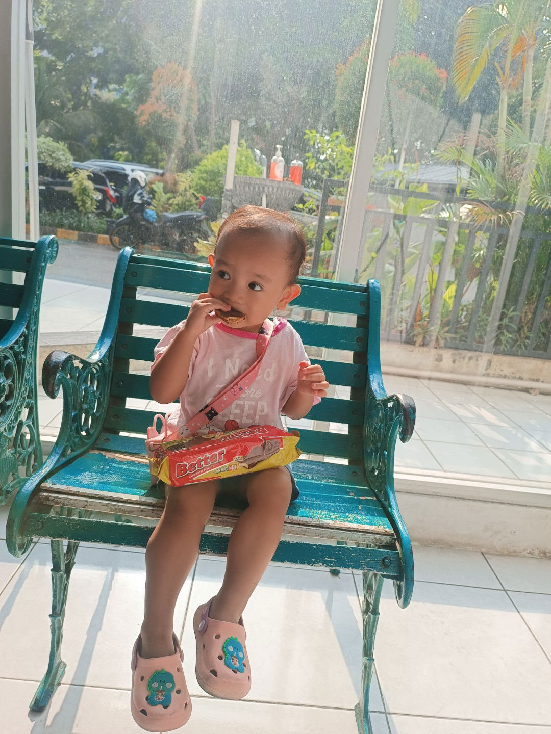 Nining Sutratika profile icon