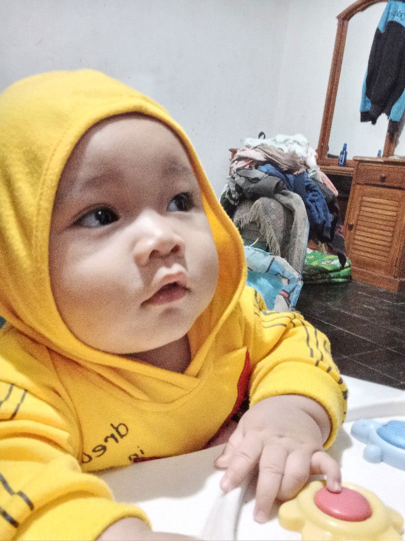 Fitri Aprilia profile icon