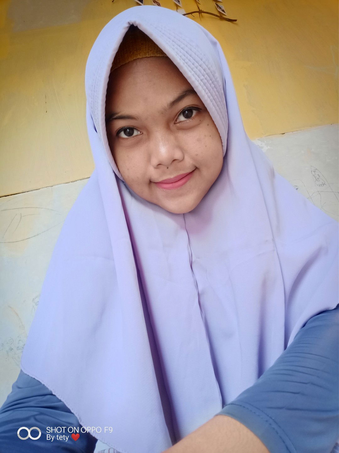 teti hardiyanti profile icon