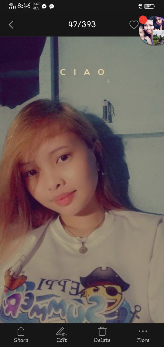 Alona Valencia profile icon