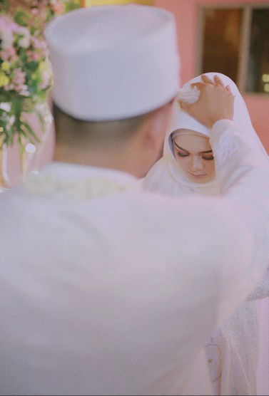 Deffi Anggraeni profile icon