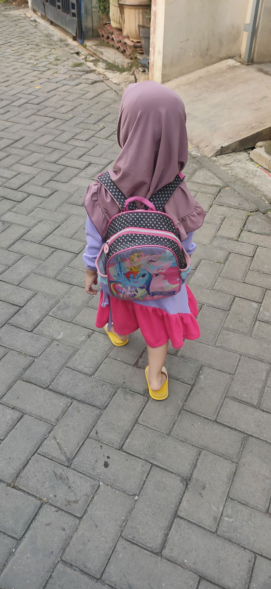 Sri Rahayu R profile icon