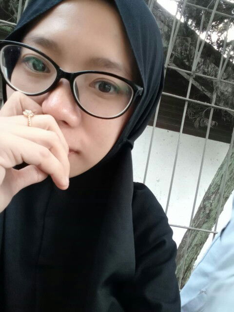 nuri nurliani profile icon