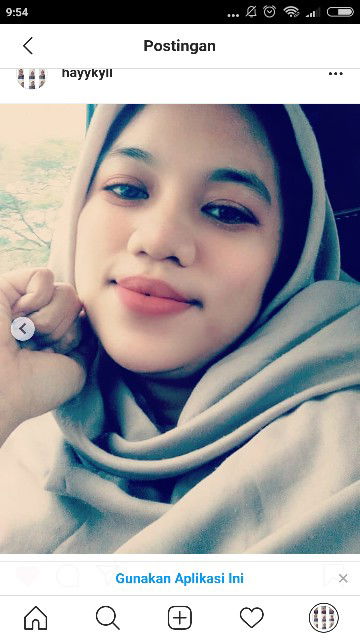 dina farida profile icon