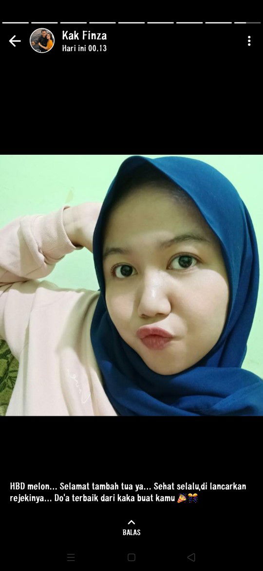 vivie novinda profile icon