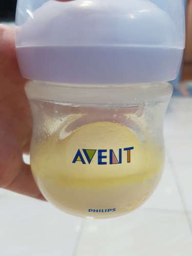 น้ำนมเป็นแบบนี้เป็นอันตรายไหมคะ