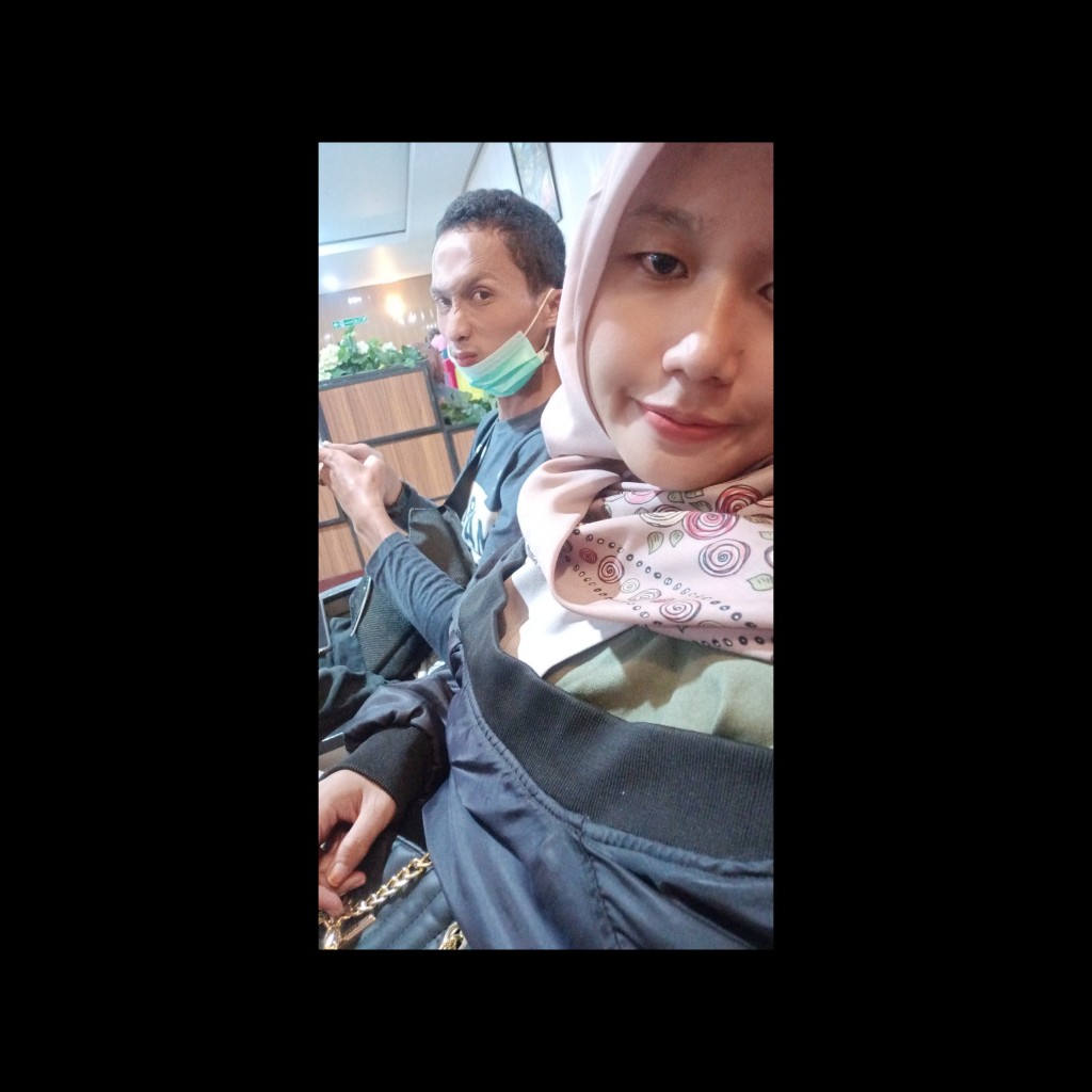 islarasati (iis) profile icon