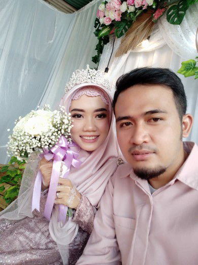 Devi Oktaviani profile icon