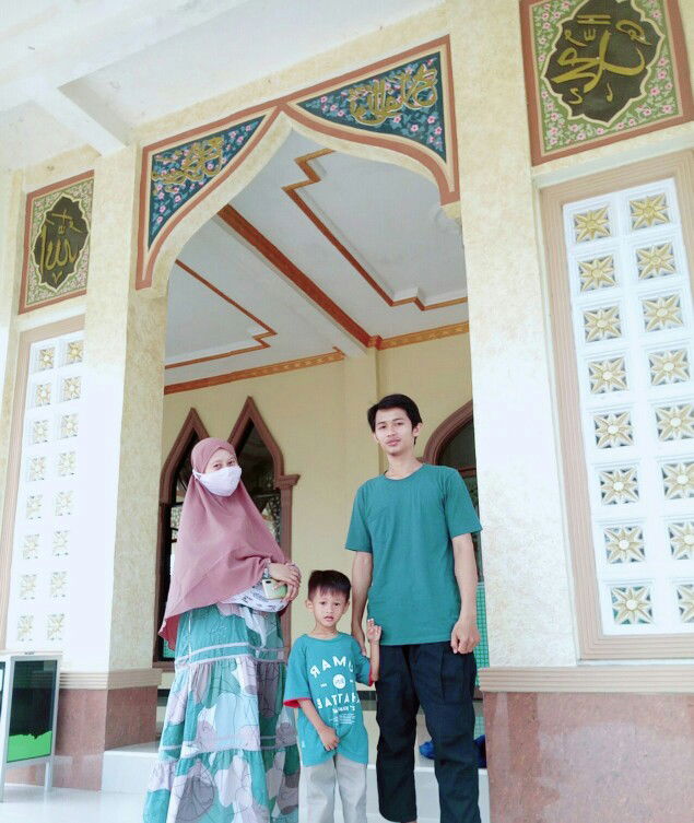 Devi Azka Azkia profile icon