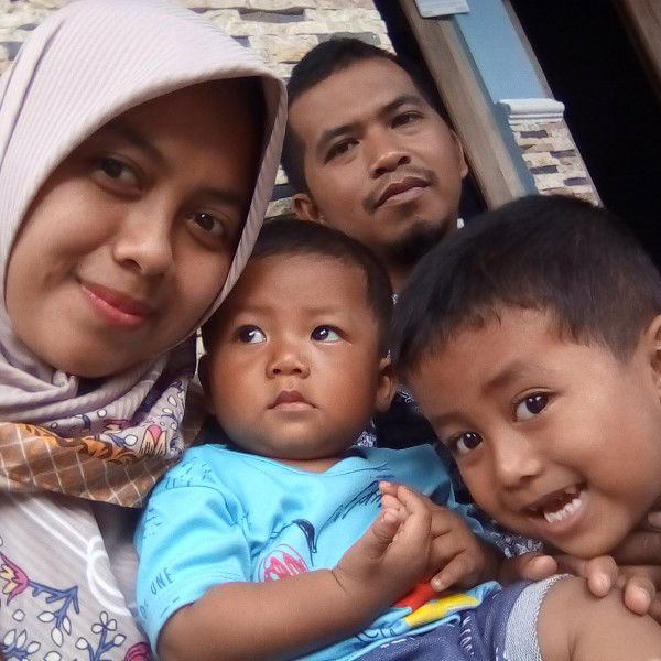 Dwi lestari profile icon