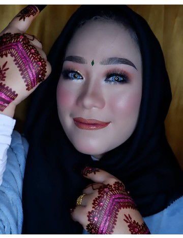 nur eri jayastri profile icon