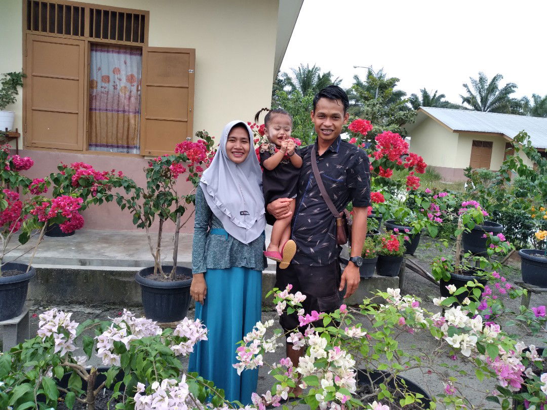 Ria Sari Sutrisno profile icon