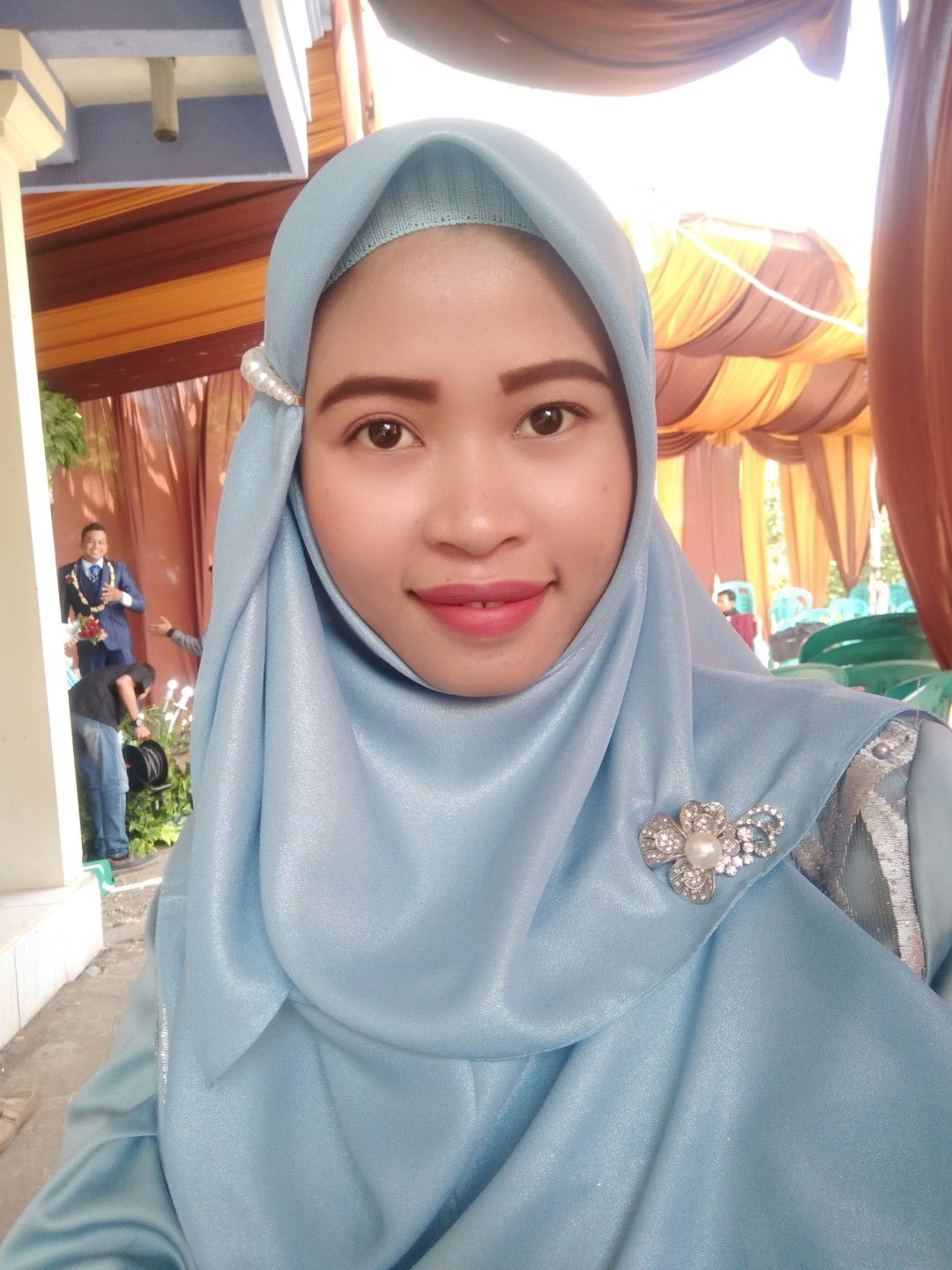 Putri Vioni profile icon