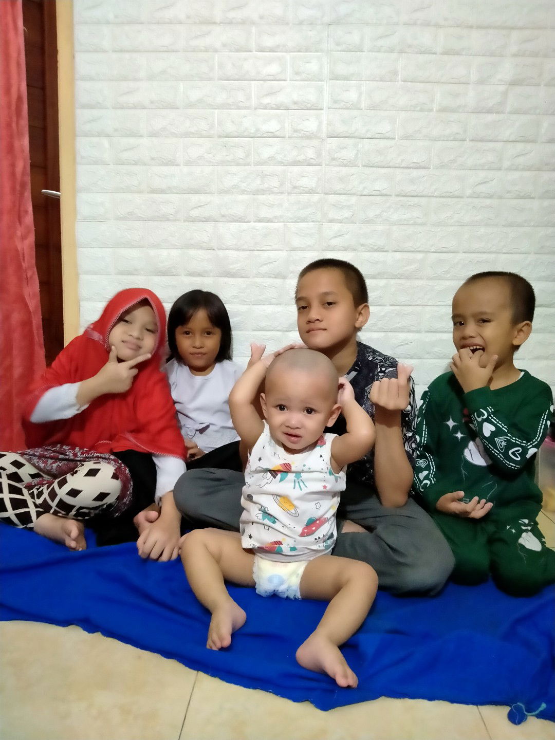 Yenita Ratna Dewi Yeyen profile icon