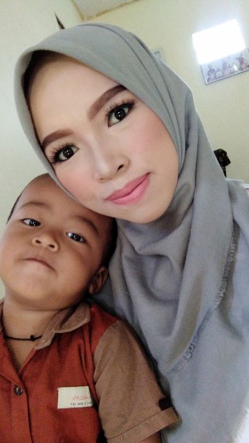 Silvia Occtaviani profile icon