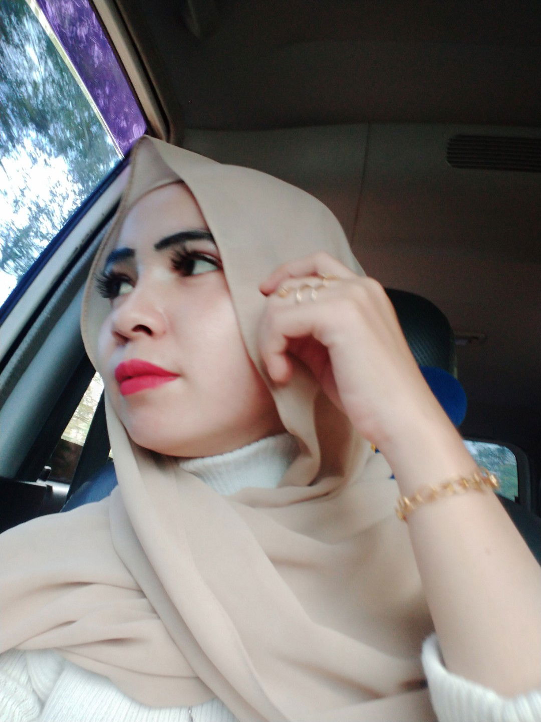 halinda profile icon