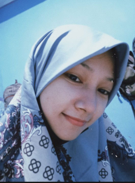 nuzzila shaumi profile icon