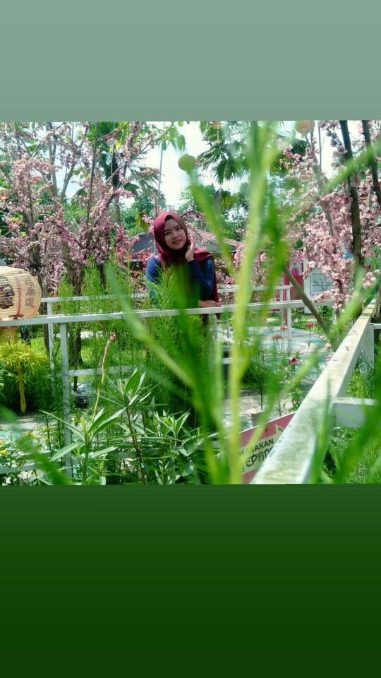 ayu agustiani profile icon