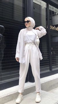 Nur Indah profile icon