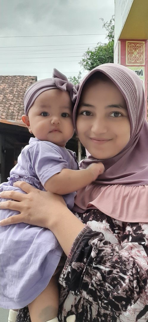 Siti Maslakhah profile icon