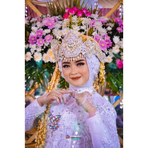 Desti Nurwidyanti profile icon