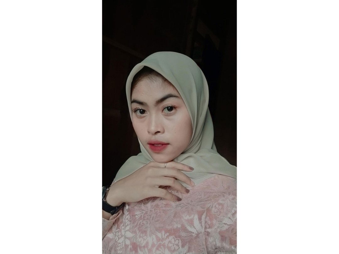 sulastri profile icon