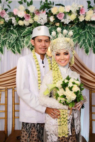 April Yasmine profile icon