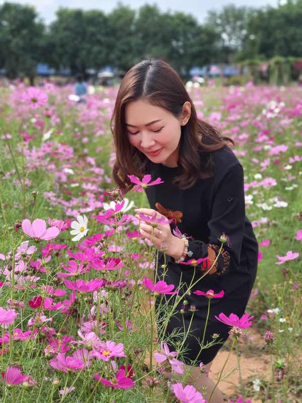 Thanradee Suwanphaiboon profile icon