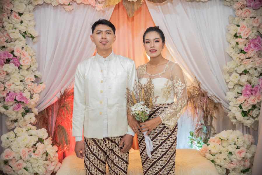 Mey Wahyuningsih profile icon