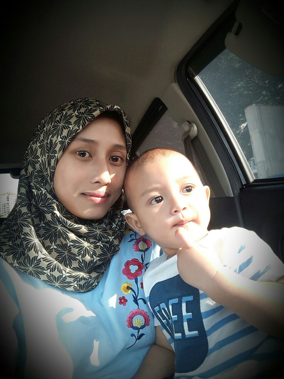 Nurhayati Roslan profile icon