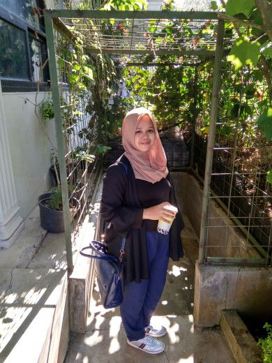 ika noviyana profile icon