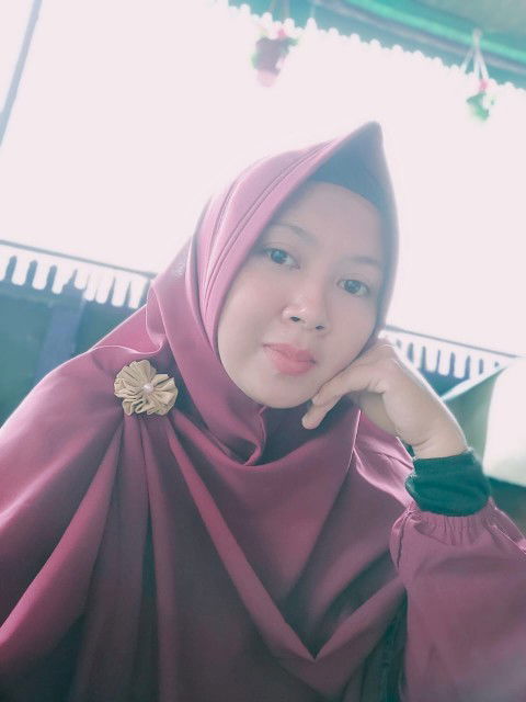 Noviliyasari profile icon