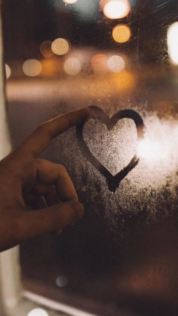 maya hanifah profile icon