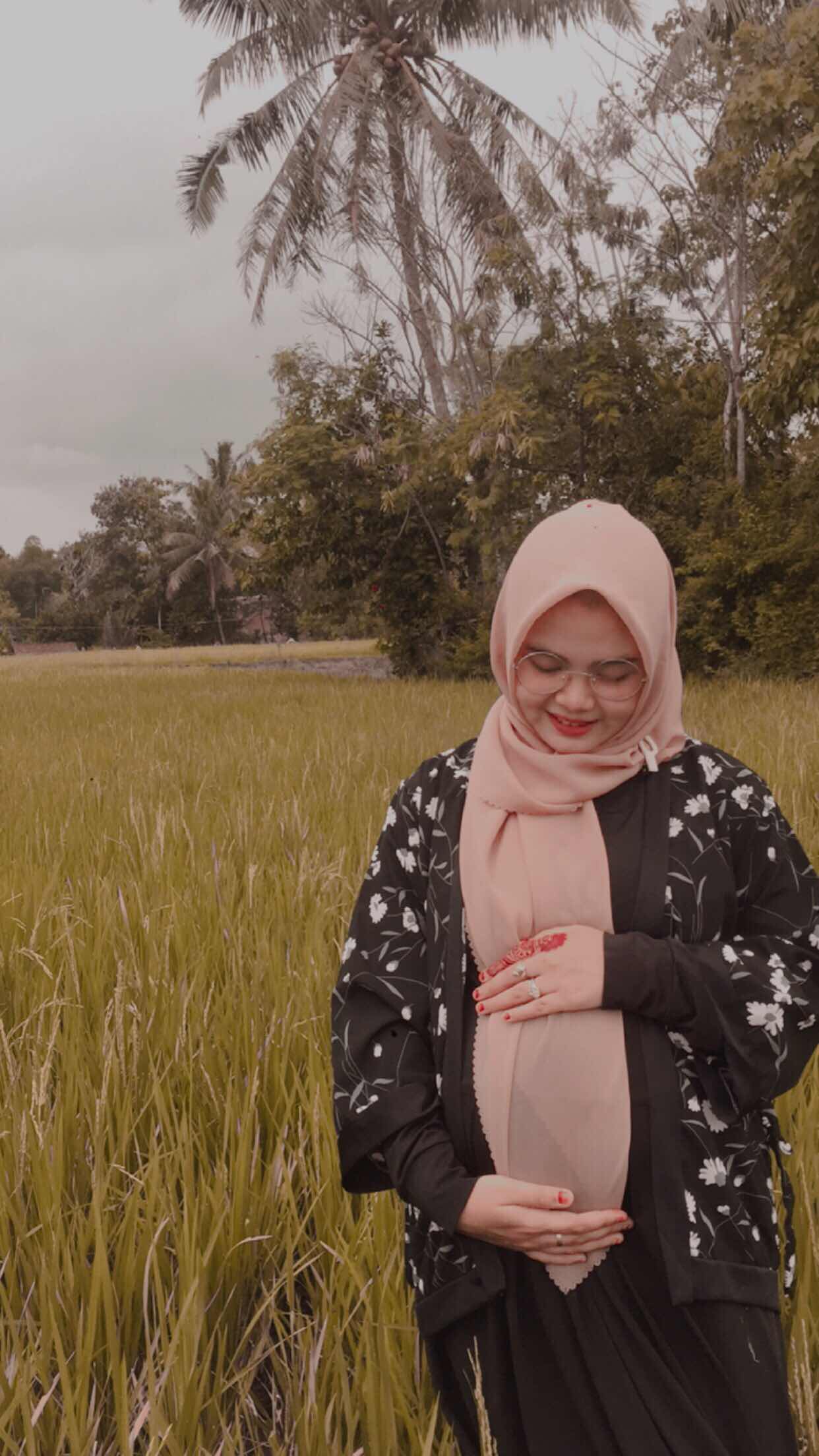 Dewi Romlah profile icon