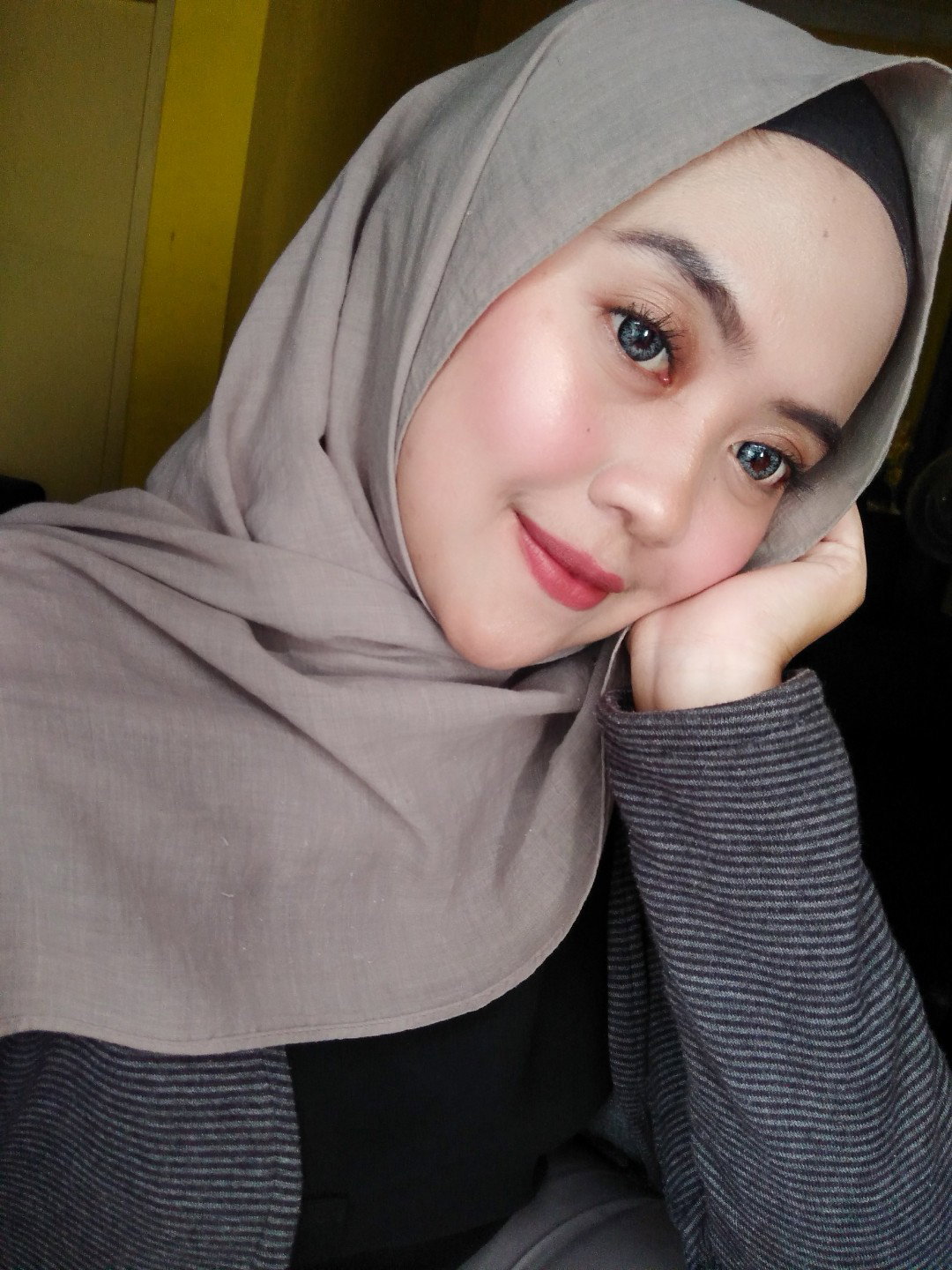 Lusi Dwi Oktaviani profile icon
